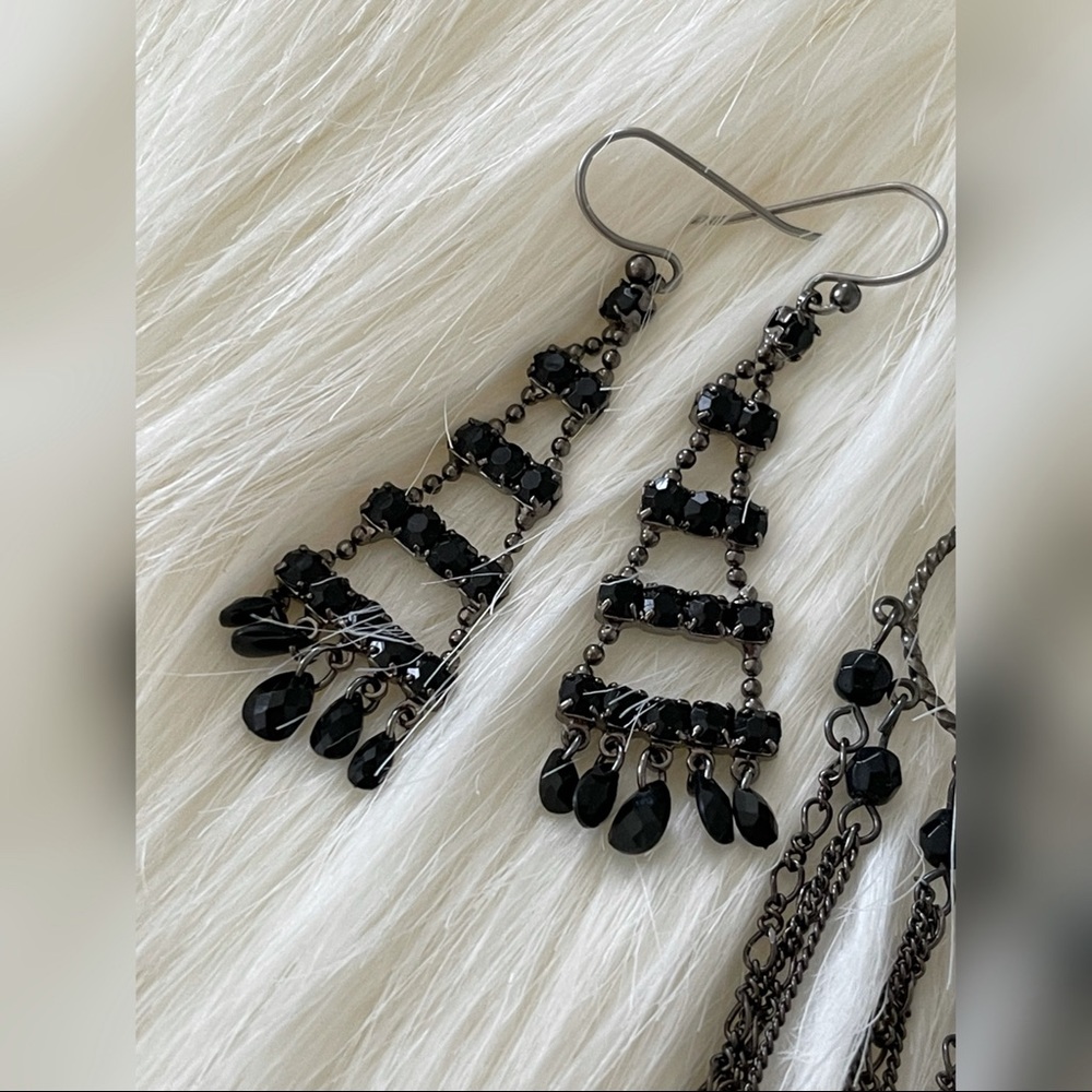 **SOLD**  Set of Black Rhinestone Earrings - Picture 3 of 6